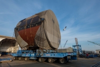 April 25, 2014 - A Washington (SSN 787) module is moved on a crawler transporter 